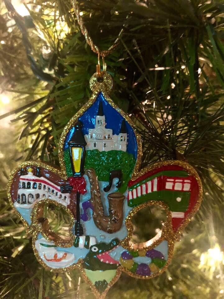 New Orleans Mardi Gras Christmas Tree Ornament Scenery Fleur de Lis Cafe Du Monde Alligato King Cake Streetcar St. Louis Cathedral Natchez