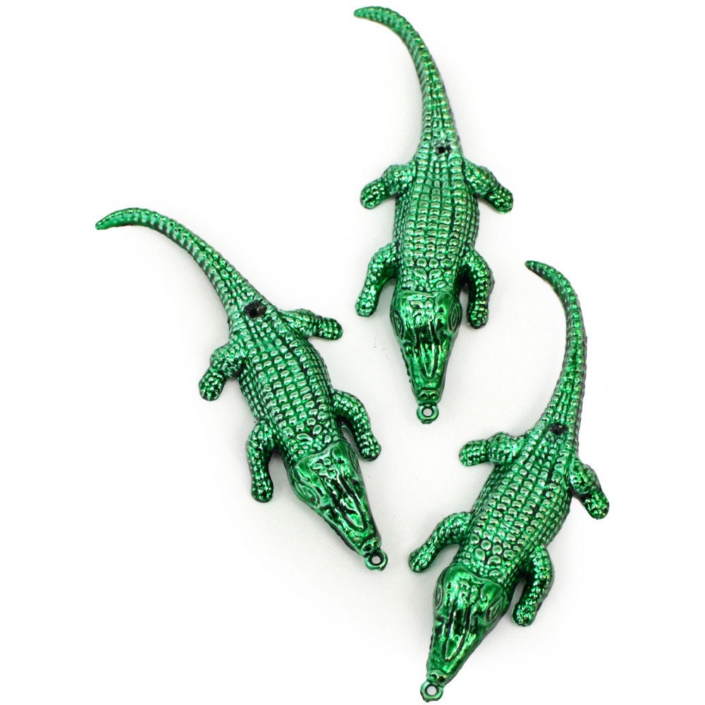 12 ( 1 DOZEN) Plastic Alligators Metallic green Seafood Boil Party  Florida Louisiana Texas