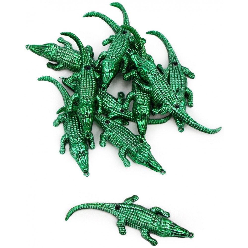 12 ( 1 DOZEN) Plastic Alligators Metallic green Seafood Boil Party  Florida Louisiana Texas